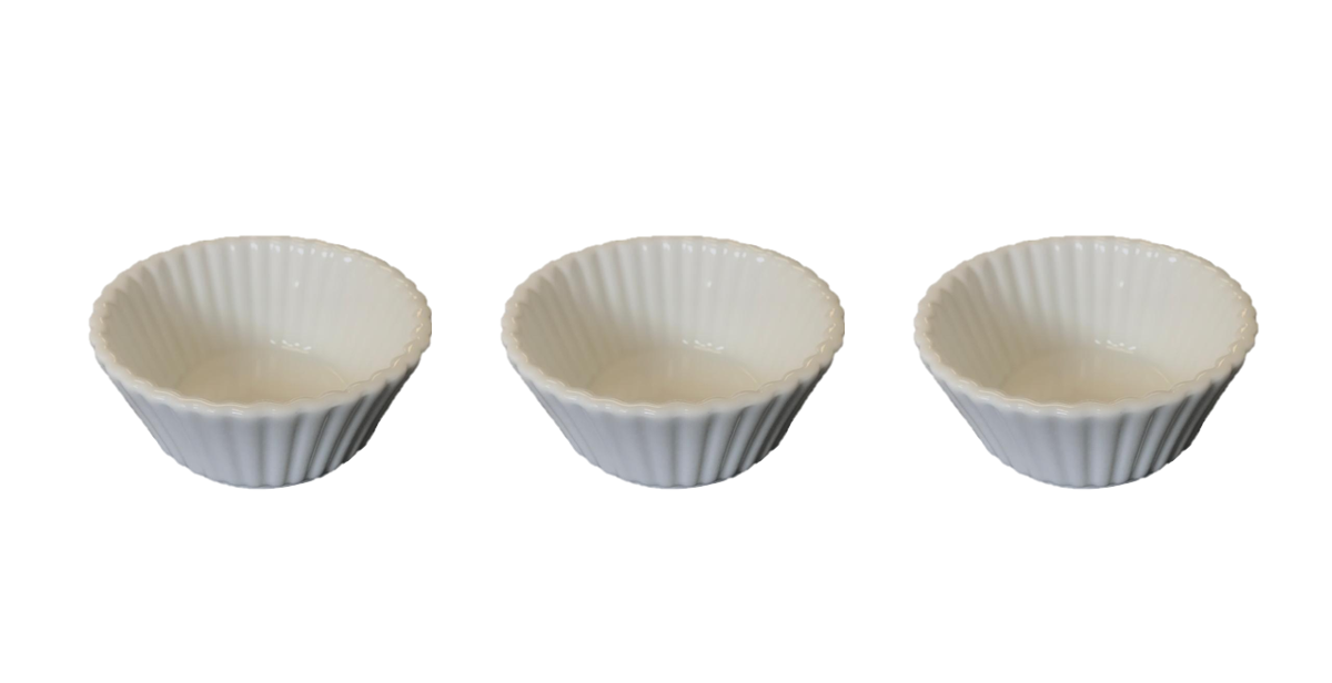 Small Porcelain Appetiser Sauce Dish Bowl 9 cm Pack of 3 Assorted Designs 7523 (Parcel Plus Rate)